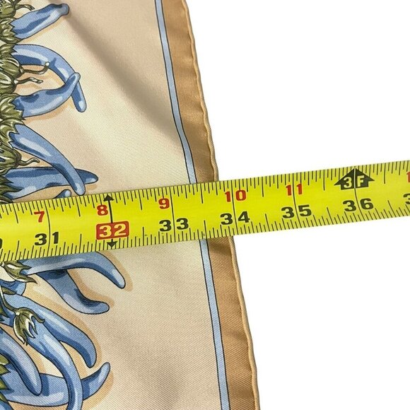 Hermes Aux Pays Des Epices Silk Scarf 33.5 x 34 Hand Rolled 70 Grams - Picture 13 of 14